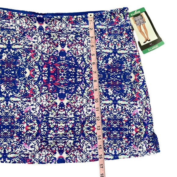 Tranquility NWT by Colorado Clothing Co. “Blue Tapestry” Skort XL - Picture 9 of 11